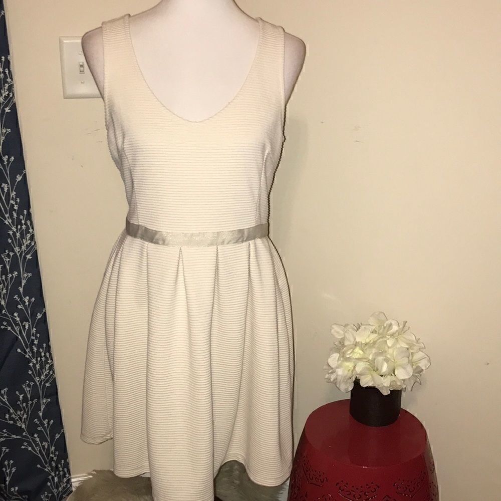American Eagle AE Textured Sleeveless Dress